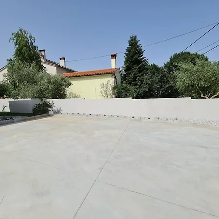 Insieme Ii * Пула